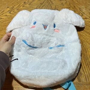Cinnamon Roll Plush Backpack